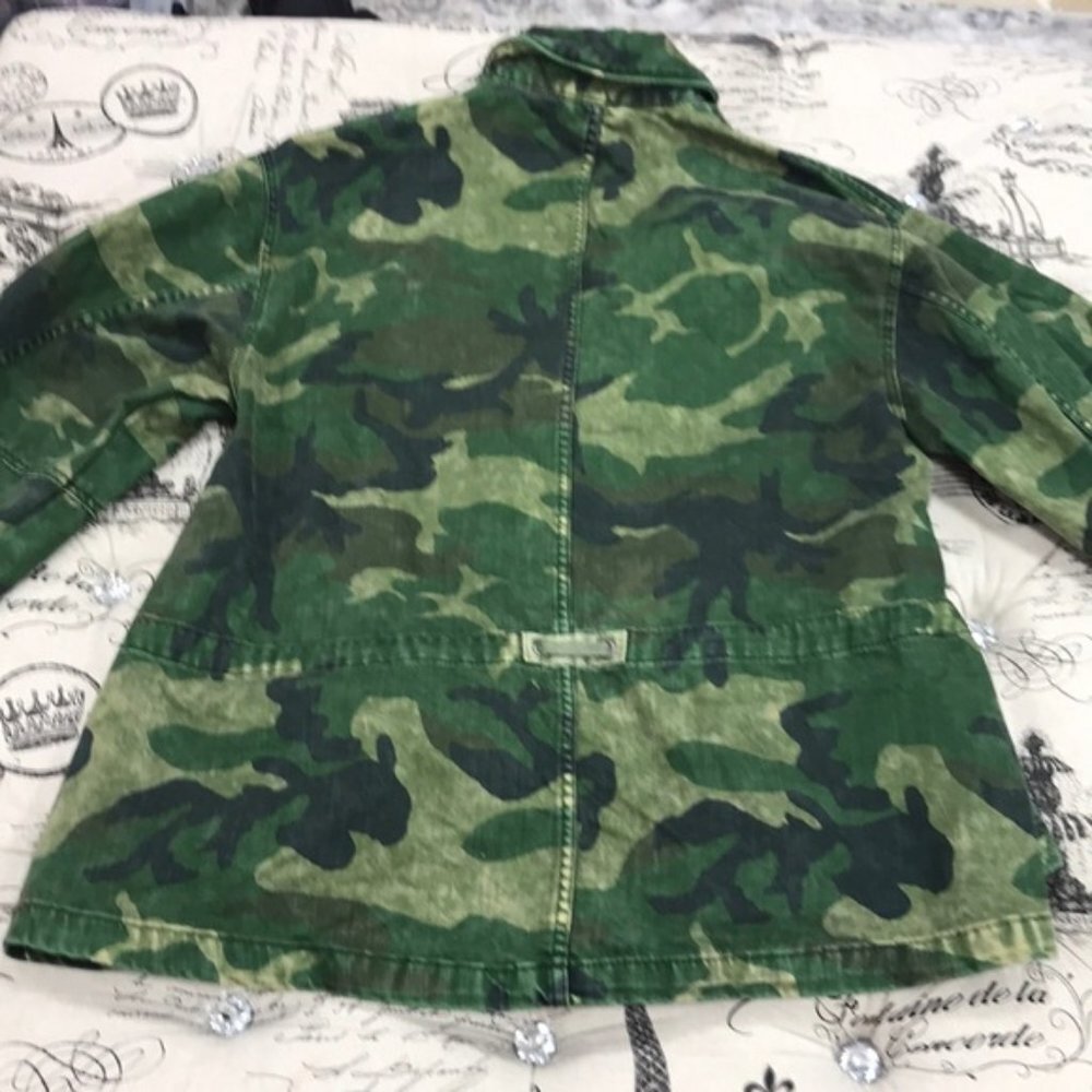 FREE PEOPLE Lightweight Jacket In Camo-green - Picture 7 of 11